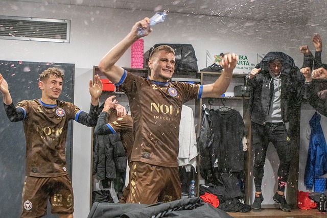 还是单纯想 还是单纯想